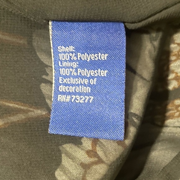 Apt 9 women’s black white floral Halter pleated elegant blouse sleeveless - Picture 5 of 11